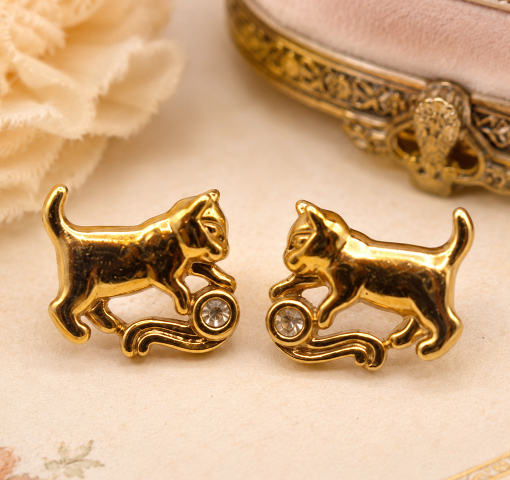 Vintage Avon Perfect Love Kitten Cat Rhinestone Stud Earrings Gold Tone Signed